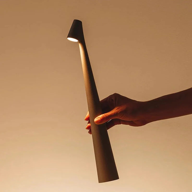 Επαναφορτιζόμενο Επιτραπέζιο Φωτιστικό Minimalist Beam